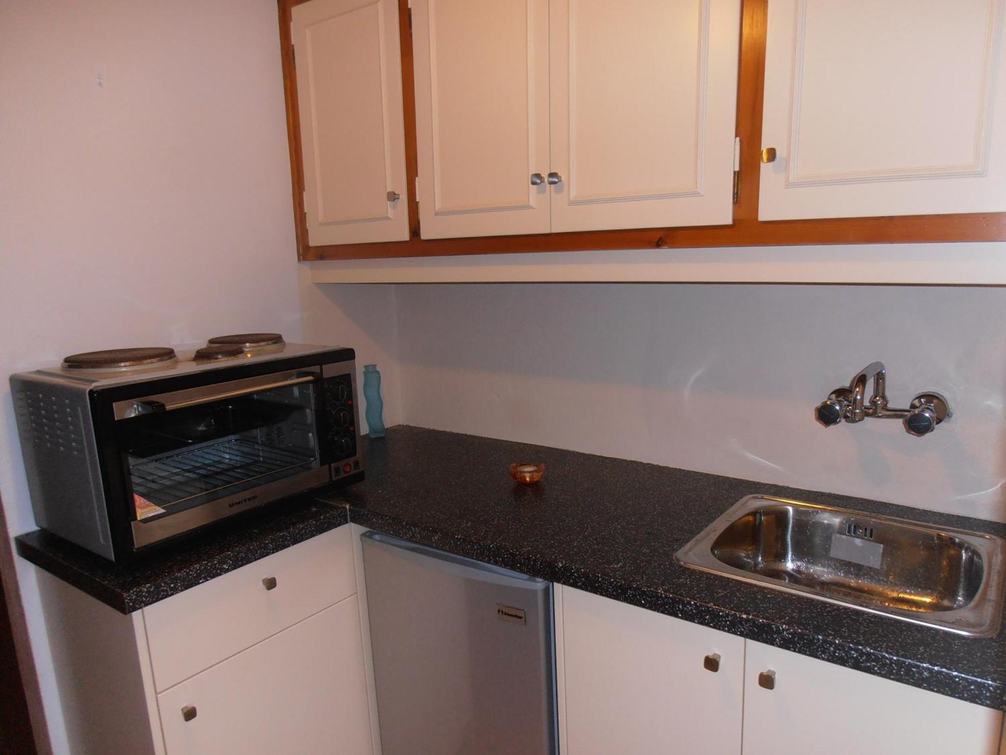 Elli Beach Apartments And Studios Almiros Beach Bilik gambar